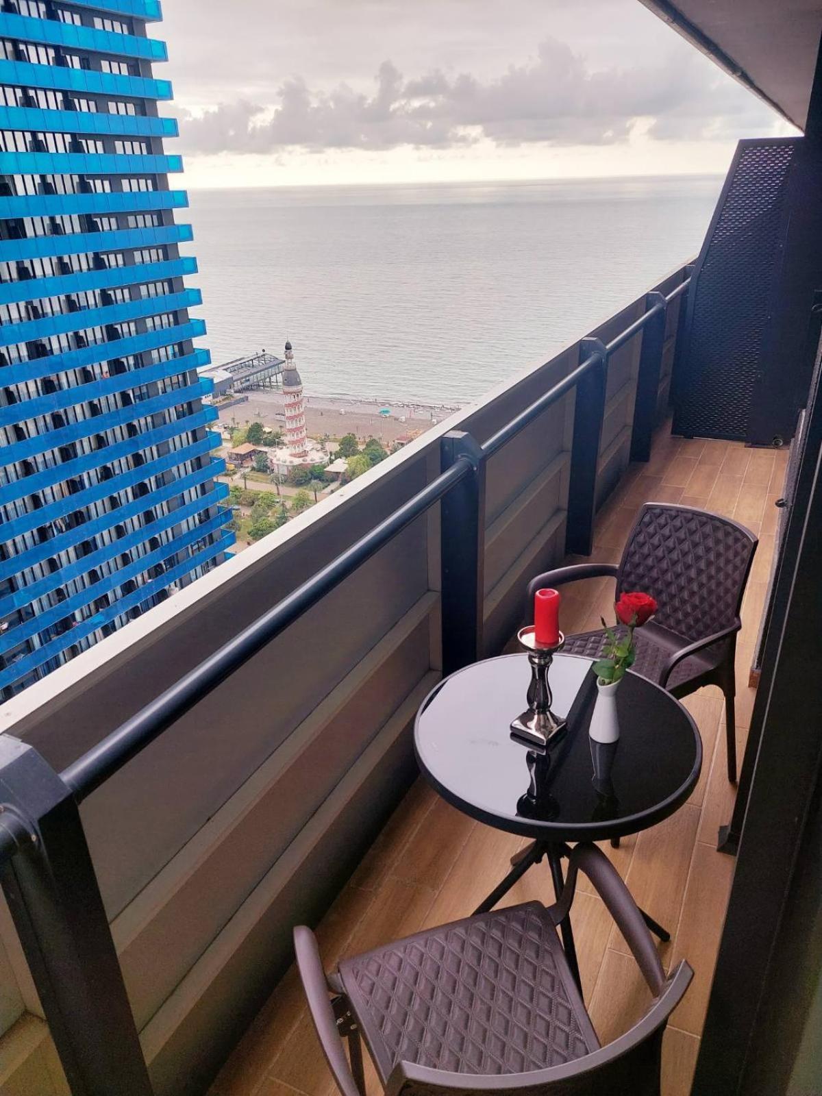 Orbi City Tower Best Apartment In Batumi Exterior photo